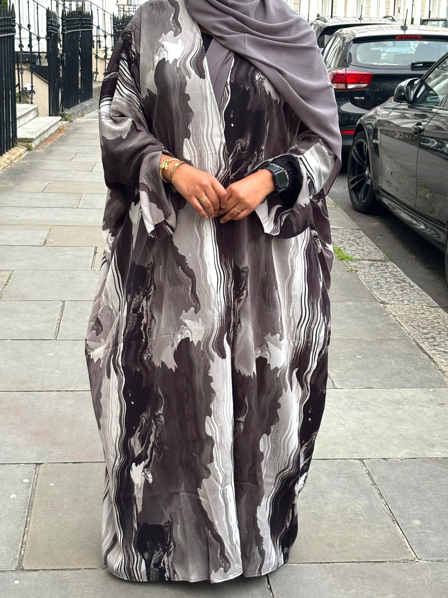 Marble Open Abaya - Onyx