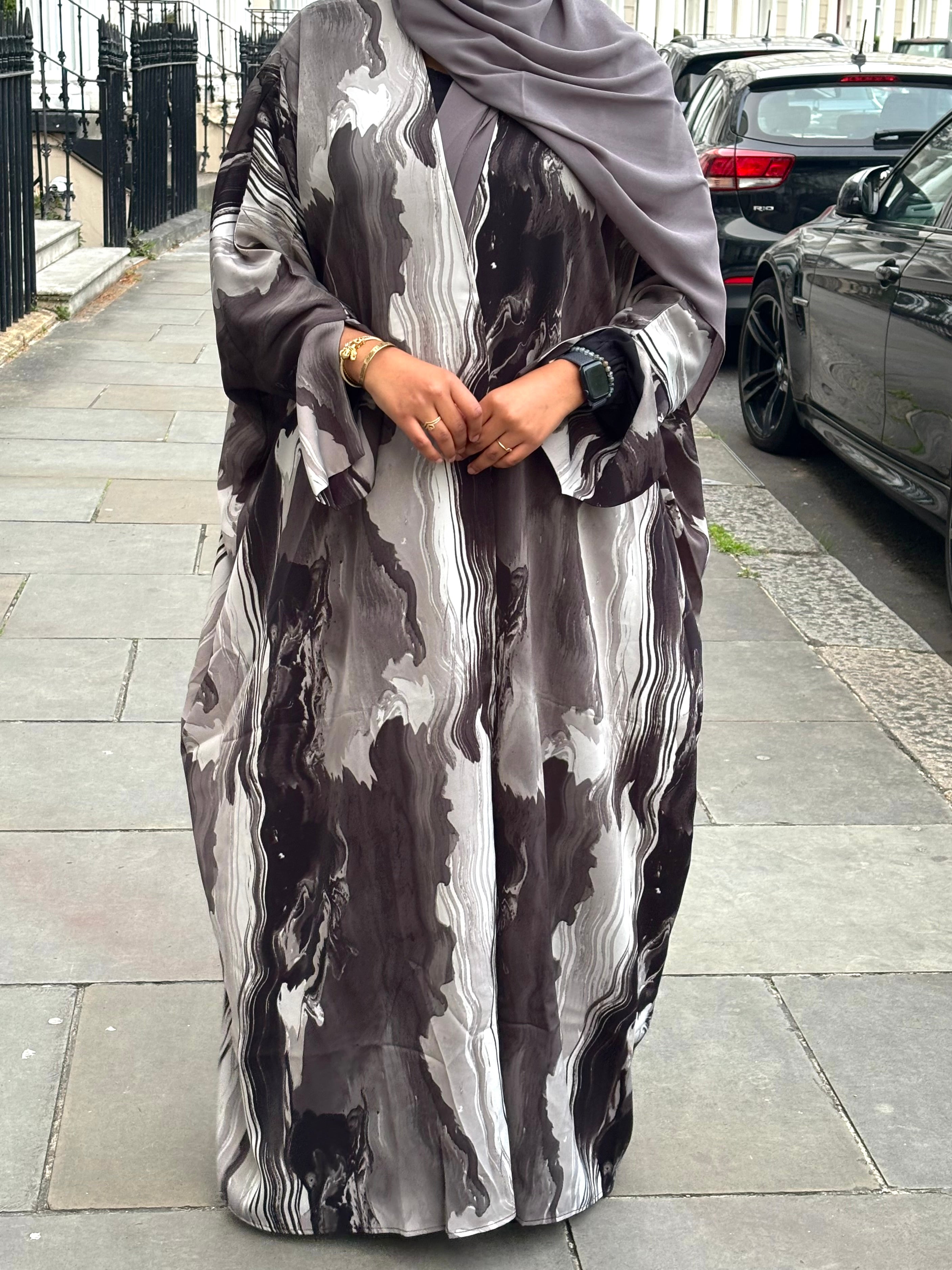 Marble Open Abaya - Onyx